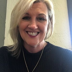 Meet your Posher, Kristin